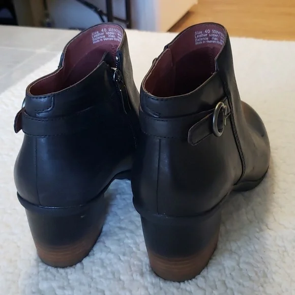 Dansko Women's Perry Waterproof Burnished Booties, Color Black, Size 40 - Picture 9 of 16